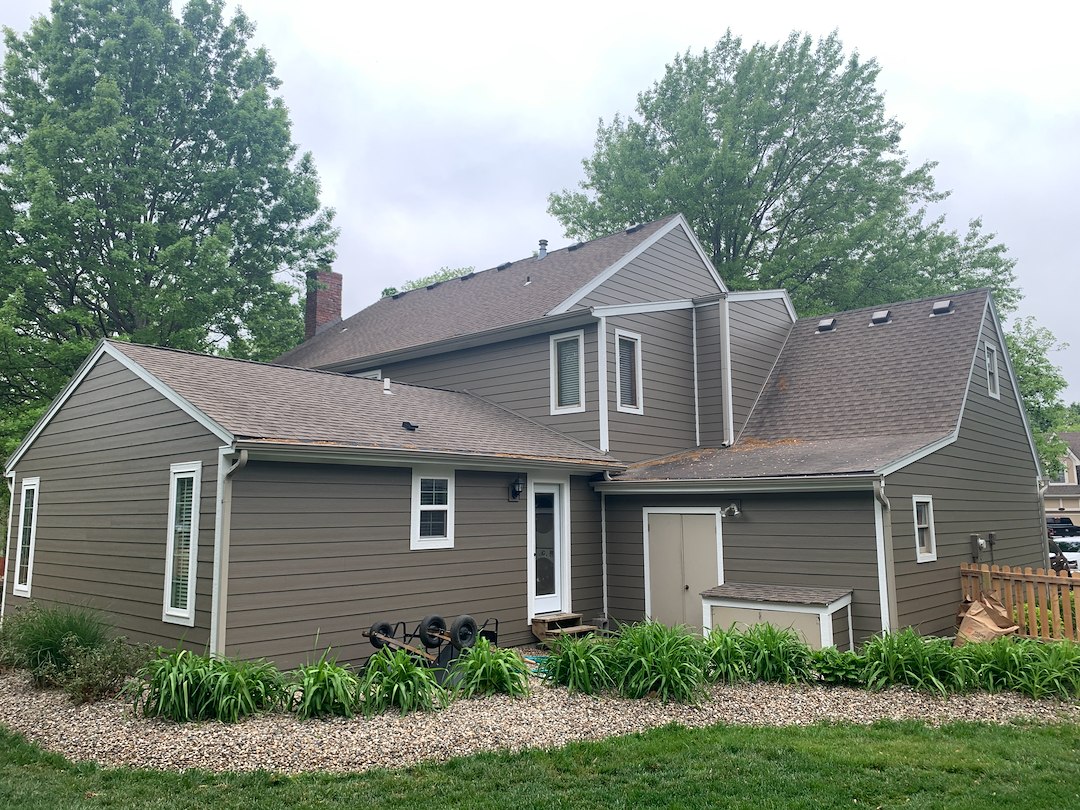 Reliable Siding Contractor in Overland Park KS