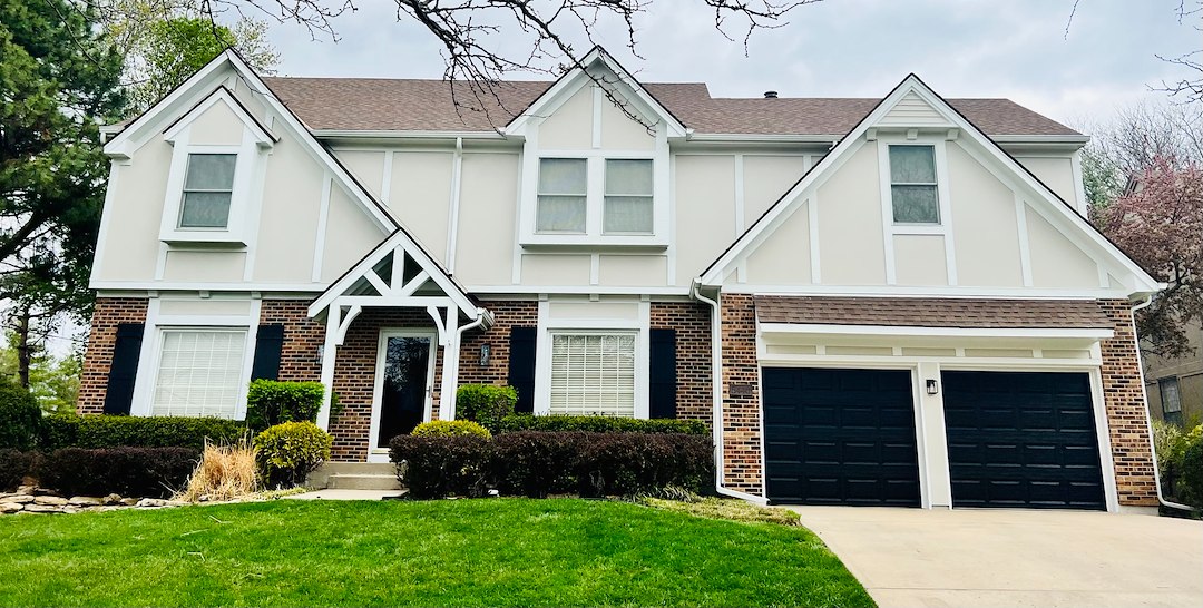 Upgrade Your Curb Appeal with a Trusted Siding Contractor!