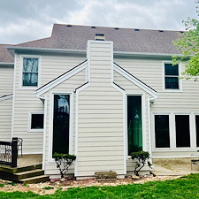 Upgrade-Your-Curb-Appeal-with-a-Trusted-Siding-Contractor 4